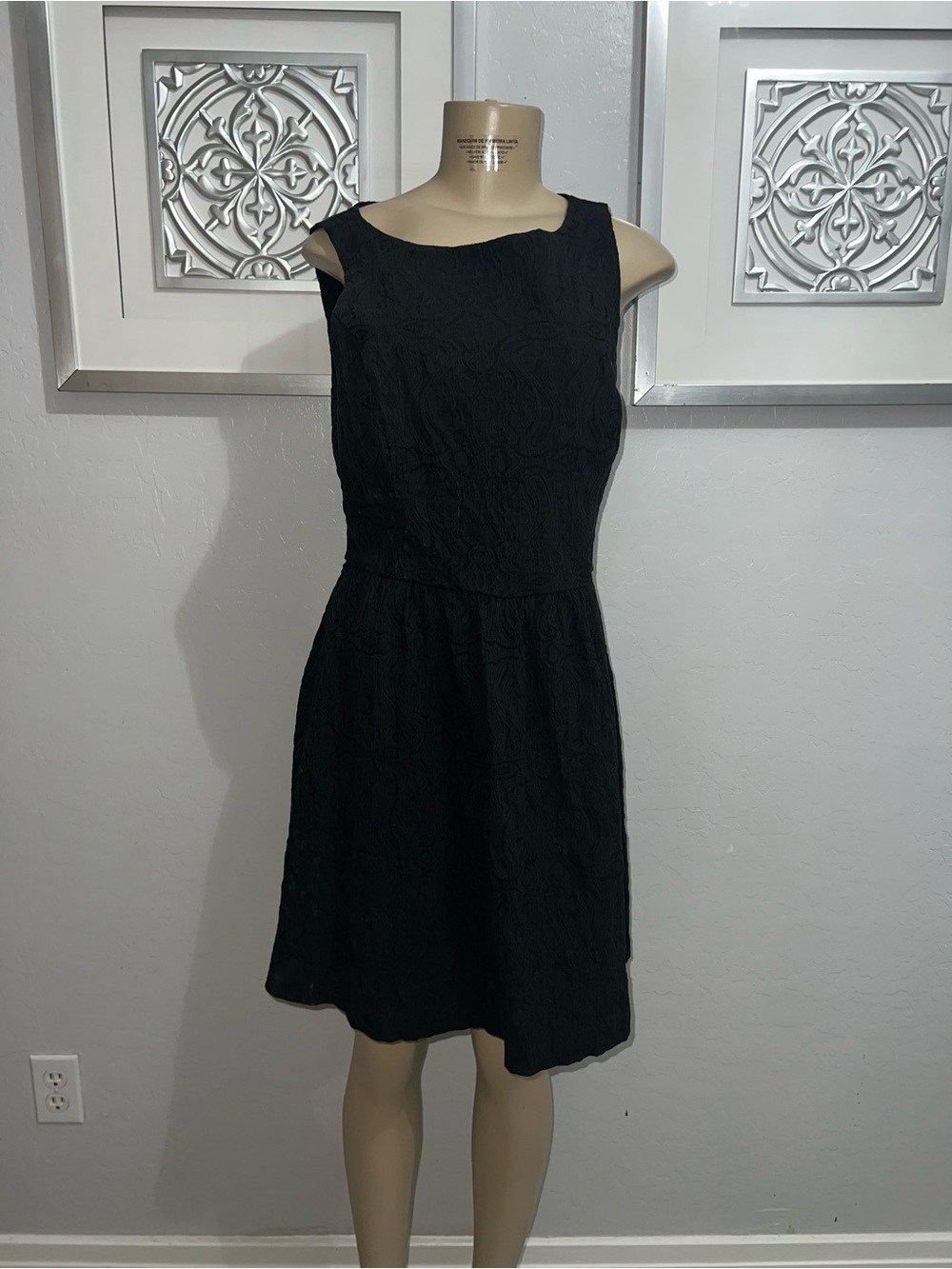 Elle Black Sleeveless Textured Fit-and-Flare Mini Dress